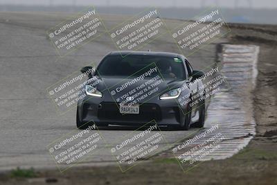 media/Nov-28-2025-Speed SF (Fri) [[b9fcb3577c]]/Red and Gold/Session 3 (Outside GrapevineGold/